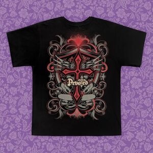 2000s Devoted Black & Red Grunge Streetwear Cross Graphic Tee | Size L